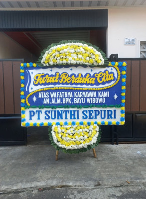 Papan Bunga Duka di Dolok